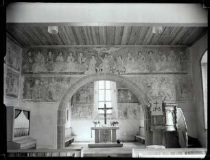 evangelische Pfarrkirche innen nach Osten nach der Restaurierung
