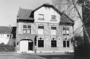 Wohnhaus; Gelnhausen, Gelnhäuser Straße 20