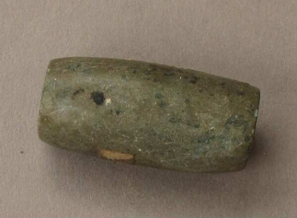 Stone bead