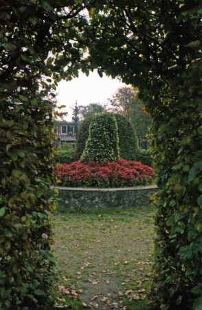 Niebüll (Kreis Nordfriesland): Marktstraße / Ecke Friedrich-Paulsen-Straße: Parkanlage: Detailaufnahme