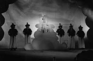 Szenenbilder aus der Posse "Lumpacivagabundus" von Johann Nestroy im Theater am Schiffbauerdamm Berlin