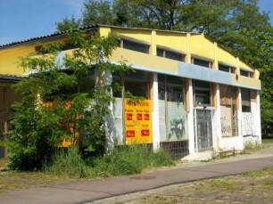 Hoyerswerda: Neustadt, Versorgungskomplex im Wohnkomplex III