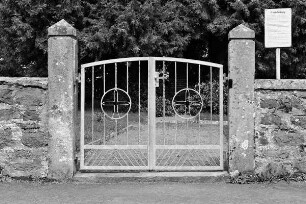 Friedhof, Gefallenendenkmal (Friedhof, Gefallenendenkmal); Grebenhain, Taufsteinstraße
