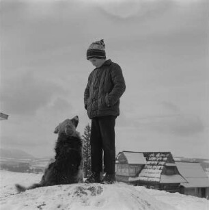Zakopane. Junge mit Hund