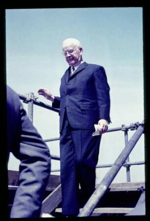 Dr. Heinrich Lübke 1.5.66.