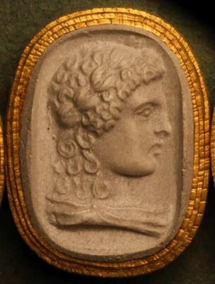 Profilkopf des Apollo mit Lorbeer gekrönt (Daktyliothek, Erstes Mythologisches Tausend)