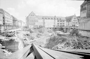 Freiburg: Baubeginn, Ausschachtung Kaufhaus Schneider, mit Regierungspräsidium