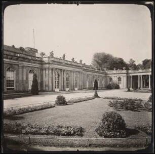 Schloss Sanssouci, Potsdam: Eingangsseite