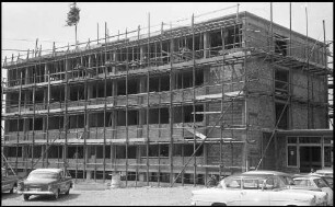 Freiburg: [Intermetall] Neubau Verwaltungsgebäude, von Nordosten