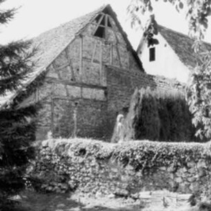 Flörsheim, Kirchstraße 10a, Kirchstraße 8