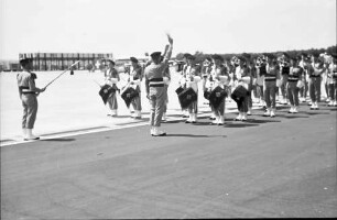 Basel (CH) - Mulhouse (F): Aufmarsch französische Militärkapelle