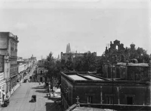 Straßenansicht : Blick über die Straße einer Stadt