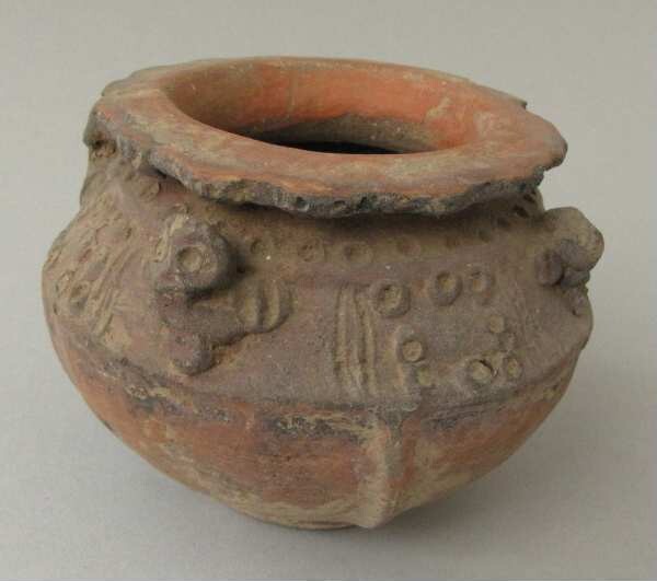 Clay vessel