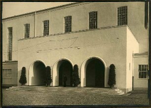 Ausstellung: Gasträume, zerstört