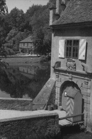 Mespelbrunn: Schlosseingang