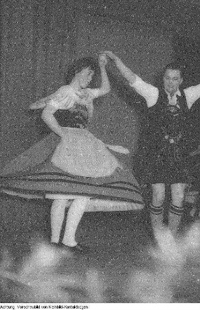 Dresden, Auftritt einer Volkstanzgruppe, Sommer- und Herbstkonzert des Sächsischen Bergsteigerchors "Kurt Schlosser" Dresden / Reproduktionen von Kurt Schlosser, 1960-1961