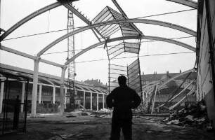 Abbruch der Alten Markthalle am Ettlinger-Tor-Platz