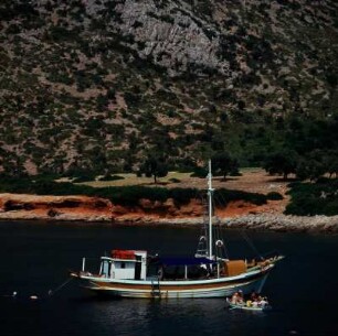Kyra Panagia. Die >Ag Nik< in der Südwest-Bucht