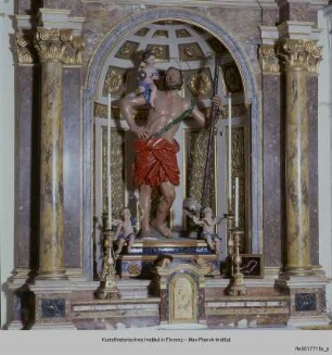 Heiliger Christophorus mit zwei flankierenden Putten mit Palmwedel und Krone