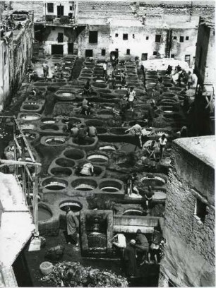 Färber und Gerber in Fès : Suq der Gerber und Färber in der marokkanischen Stadt Fès.
