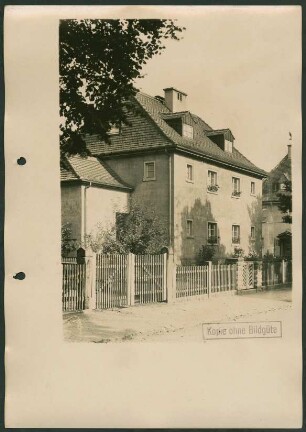 Heidenau, Nelkenstraße ? 4. Wohnhaus (1920/1930, Heimstättengesellschaft Sachsen/ H. G. S.)