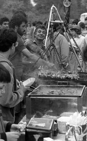 Maikundgebung des Deutschen Gewerkschaftsbundes DGB mit Volksfest im Stadtgarten zum "Tag der Arbeit"