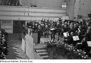 Aufnahmen einer Gedenkstunde im Funkhaus unter dem Motto: Kristallnacht