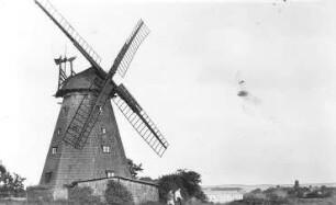 Woldegk. Ehlertsche Mühle, Erdholländer, Ansichtskarte