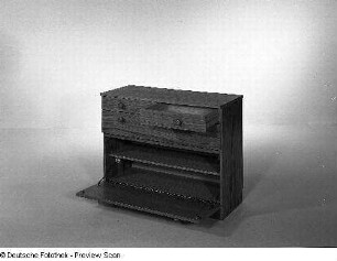 Garderobenschrank