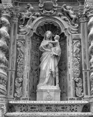 Ausstattung — Madonna di Libera Inferni