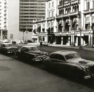 Santos, Brasilien. Parque Balneário Hotel (Bairro do Gonzaga). Straßenbild