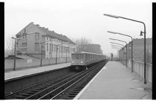 Kleinbildnegativ: U-Bahnhof Prinzenstraße, 1979