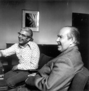 Internationales Musikseminar der DDR in Weimar, Juli 1974. Ehrengast David Oistrach (1908-1974; Geiger) mit Raphael Hillyer (links), Leiter des Meisterkurses Kammermusik, in der Hochschule für Musik "Franz Liszt" Weimar
