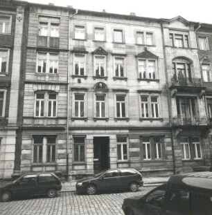 Dresden-Pieschen, Robert-Matzke-Straße 41. Wohnhaus (um 1900)
