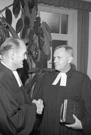 Amtseinführung des neuen Pfarrers an der evangelischen Pfarrgemeinde Oberreut Curt Giese.