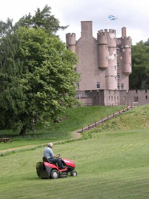 1628 als Jagdsitz errichtet: Breamar Castle im schottischen Hochland