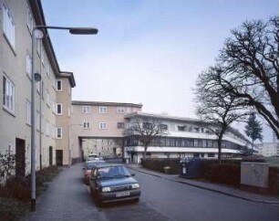 Straße in der Heimatsiedlung