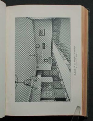 Wohngebäudes im städtischen Krankenhaus. Speisezimmer der Brüder.