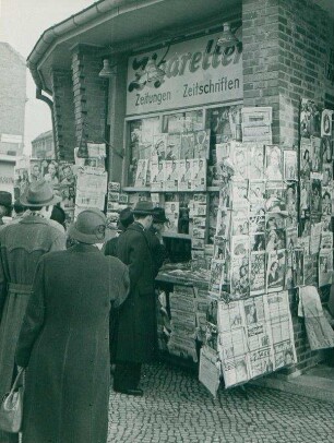 Zeitungsstand Kurfürstendamm