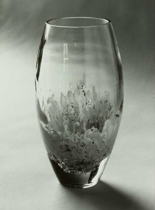 Vase mit Metalleinschlüssen
