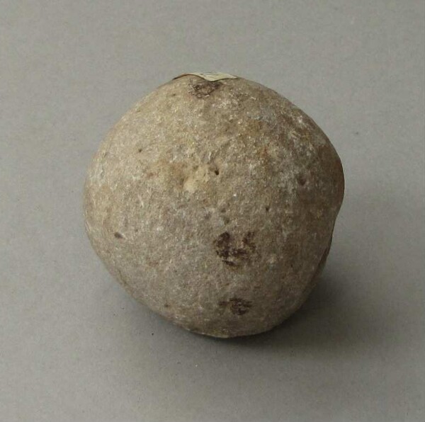 Boule de pierre