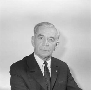 Porträt: Kurt Krenz, Vorsitzender der Domowina : Portret: Kurt Krjeńc, předsyda Domowina : Bautzen / Budyšin