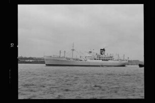 Uruguay Star (1972), Blue Star Line, London