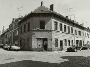 Glauchau, Wehrdigtstraße 25, Ecke Wilhelmstraße, Wohnhaus, Eckgebäude, mit Ladeneinbau, Eckansicht