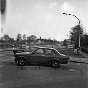 Bundesstraße 434 Hamburger Straße: Fußgänger und Fahrzeuge