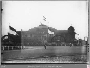 Sängerfest: Festhalle