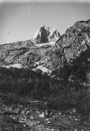 Die Lamsenspitze : Blick vom Kalzturntal hoch zum Berg Lamsenspitze