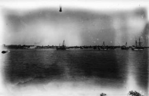 An der Küste : Blick über das Meer auf die Küste der mosambikanischen Koralleninsel Ibo