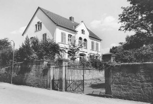 Evangelisches Pfarramt (Wohnhaus); Linsengericht, Hauptstraße 3