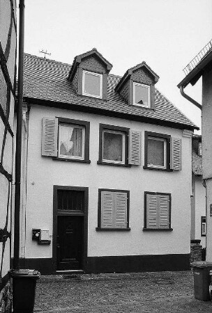 Wohnhaus; Oberursel, Schulstraße 2a